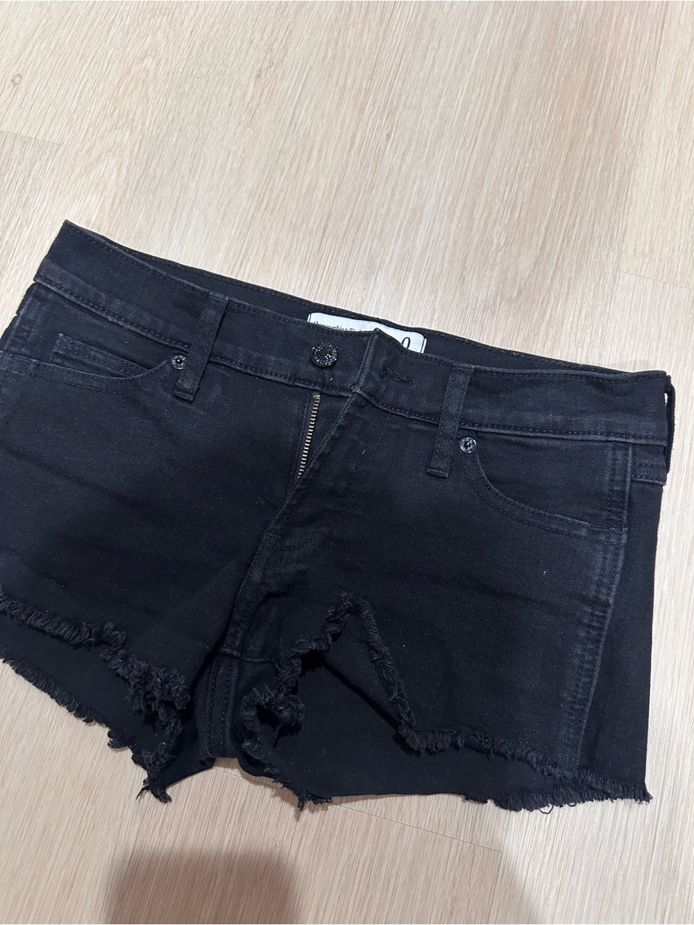 Vintage Abercrombie Women’s Short Jean Shorts - Picture 3 of 4